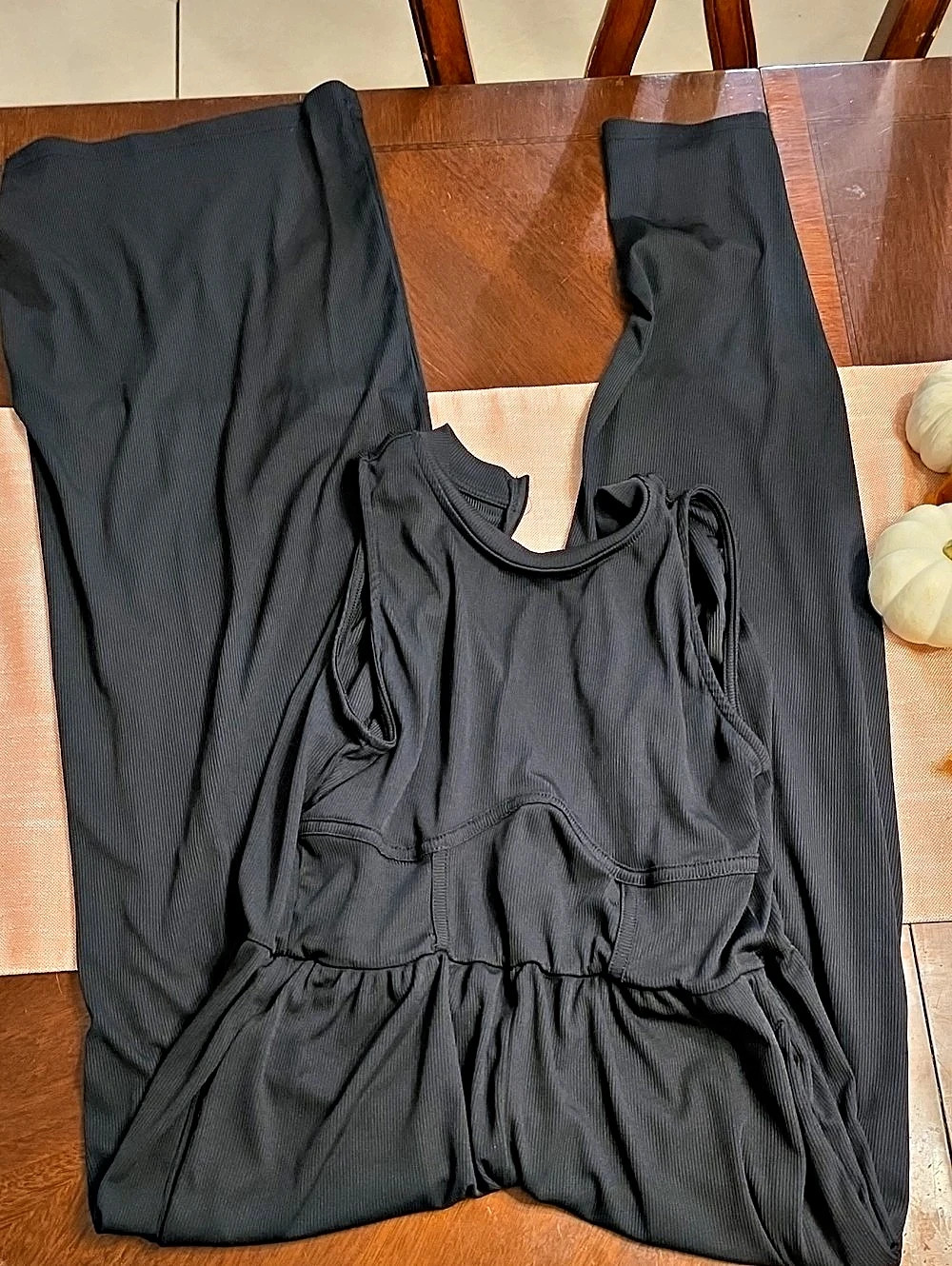 Cider Black Mini Pant Romper Size Medium Like New